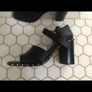 Valentino rockstud chunky heeled sandals 38